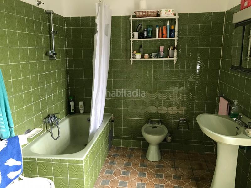 Foto 4ca8c98b-3e65-4783-958a-48b9b0654024. Masia amb piscina a Touro