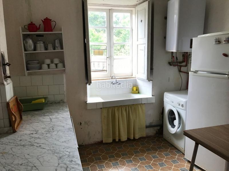 Foto 72b85b65-7dbd-4d46-ad90-61e414334b37. Masia amb piscina a Touro