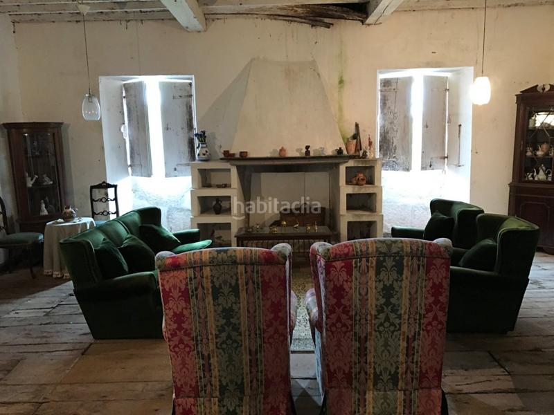 Foto c835d816-ce6f-4986-90fa-49094b7b8b6f. Masia amb piscina a Touro