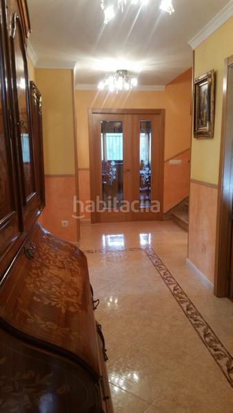 Foto 253b275a-9fde-4e23-abab-32df58eebb40. Casa bifamiliare con riscaldamento parcheggio in Parroquias de Santiago Santiago de Compostela