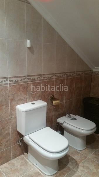Foto 480e83a8-b3e4-4910-900d-2a9957ff2e4b. Casa bifamiliare con riscaldamento parcheggio in Parroquias de Santiago Santiago de Compostela