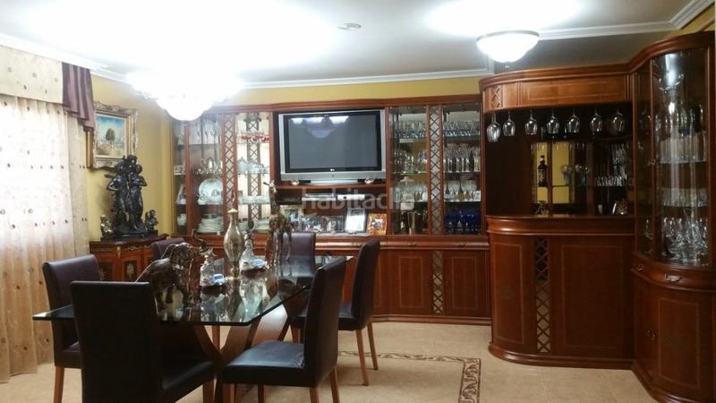 Foto 5a0e3c50-815f-4f73-b7c1-c4d30b37101b. Casa bifamiliare con riscaldamento parcheggio in Parroquias de Santiago Santiago de Compostela