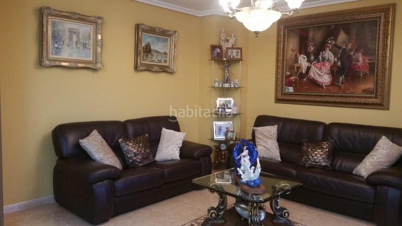 Foto 5b107e01-15a6-4424-a884-5e99b8a3ff8c. Casa bifamiliare con riscaldamento parcheggio in Parroquias de Santiago Santiago de Compostela