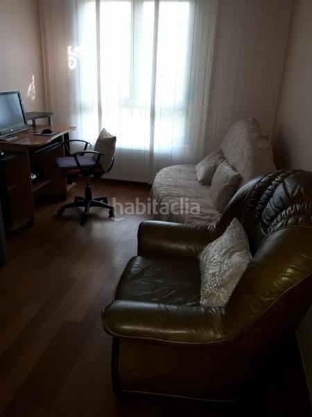 Foto 9fc78bd0-018f-46db-acf1-e5972e197bb7. Casa bifamiliare con riscaldamento parcheggio in Parroquias de Santiago Santiago de Compostela