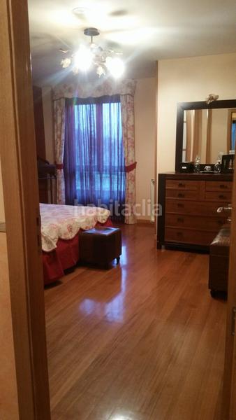 Foto a9ebe21d-49f4-48a3-8e7b-45b9acc41ec0. Casa bifamiliare con riscaldamento parcheggio in Parroquias de Santiago Santiago de Compostela