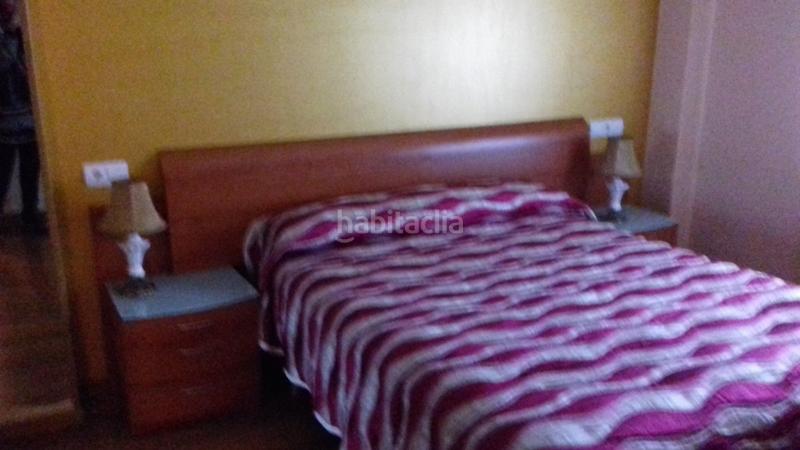 Foto ac55b7b6-a865-4a0e-aa49-f47c1aa528ee. Casa bifamiliare con riscaldamento parcheggio in Parroquias de Santiago Santiago de Compostela