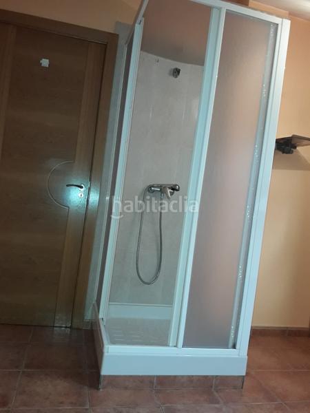 Foto c8dcdea7-46b9-4f1b-baae-7900a0a6b71a. Casa bifamiliare con riscaldamento parcheggio in Parroquias de Santiago Santiago de Compostela