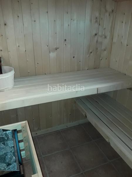 Foto cfcbcf94-7981-42b3-95a0-f6e100a19b00. Casa bifamiliare con riscaldamento parcheggio in Parroquias de Santiago Santiago de Compostela