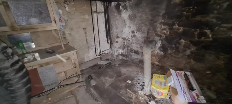 Foto 92a22473-cdfc-4394-87d4-a3cecdef31d6. Casa con parcheggio in Outes