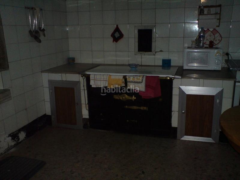 Foto f23c539e-93a6-4f97-90a5-9af9613aa617. Casa con parcheggio in Outes