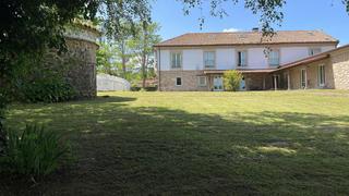 Mas à Teo. Se vende casona singular con terreno de 22.000 mts en oza
