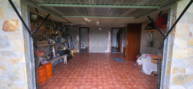 Foto 3658ea25-389a-484e-b8f8-8c528a896333. Masia amb aparcament a Touro