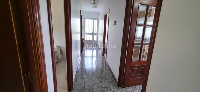 Foto bd5d86bd-4fa5-4977-a0a1-7ae3dd882b19. Masia amb aparcament a Touro