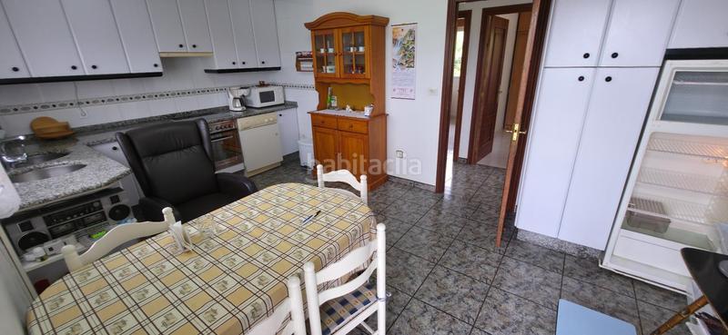 Foto db0f91c9-1f0e-42fc-a7b1-4fccce72711a. Masia amb aparcament a Touro