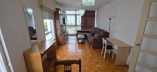 Rent Flat in Concheiros - Fontiñas. Piso completamente exterior en fontiñas