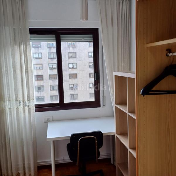 Foto 15390dcf-6871-4cd4-978c-c2caf58d9919. Miete etagenwohnung mit heizung in Ensanche - Sar Santiago de Compostela