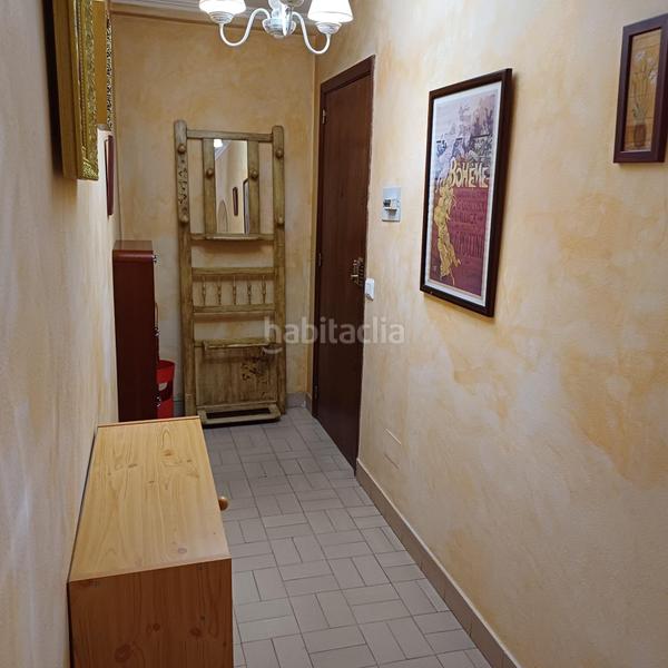Foto 3c90664d-fdd3-494a-a8fb-edf34a6b397b. Miete etagenwohnung mit heizung in Ensanche - Sar Santiago de Compostela