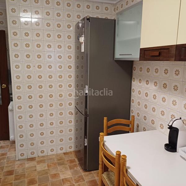 Foto 7a00d12a-28db-457b-ab7f-fae0d14ebec4. Miete etagenwohnung mit heizung in Ensanche - Sar Santiago de Compostela