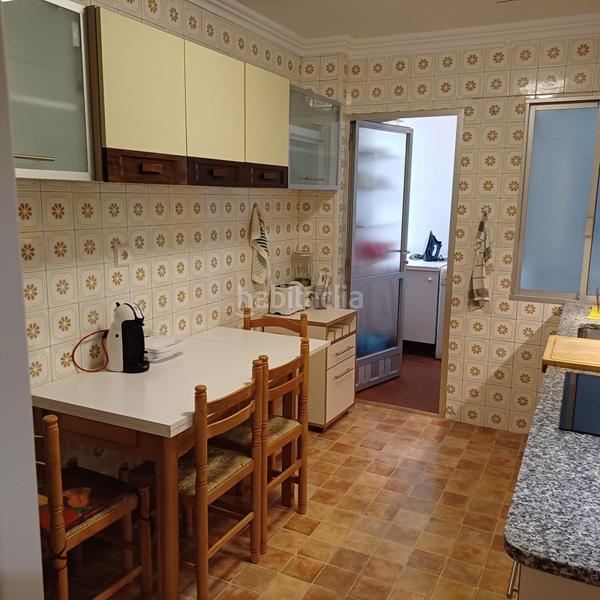 Foto 95a3a102-3ab5-4f97-bb31-b20714d14bfb. Miete etagenwohnung mit heizung in Ensanche - Sar Santiago de Compostela