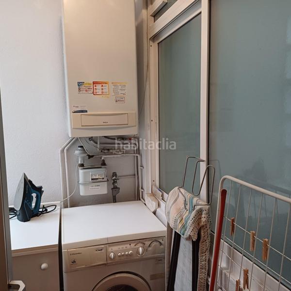Foto 08431c2c-fd67-402c-81ce-2bae52de2102. Rent flat with heating in Ensanche - Sar Santiago de Compostela
