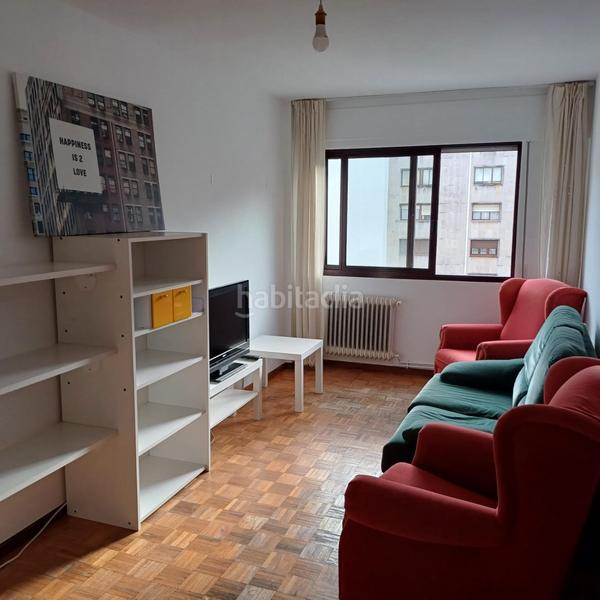 Foto ba1e1987-af13-4a7f-8c66-0e93fee02832. Rent flat with heating in Ensanche - Sar Santiago de Compostela