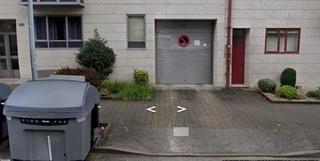 Alquiler Parking coche en Conxo. Se alquila plaza de garaje en avda de ferrol