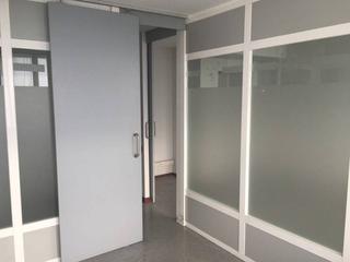 Location Local commercial à Ensanche - Sar. Local comercial en entresuelo en buen estado