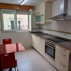 Rent Flat in Ensanche - Sar. Piso recien pintado,de dos habitaciones,en excelente estado. tod