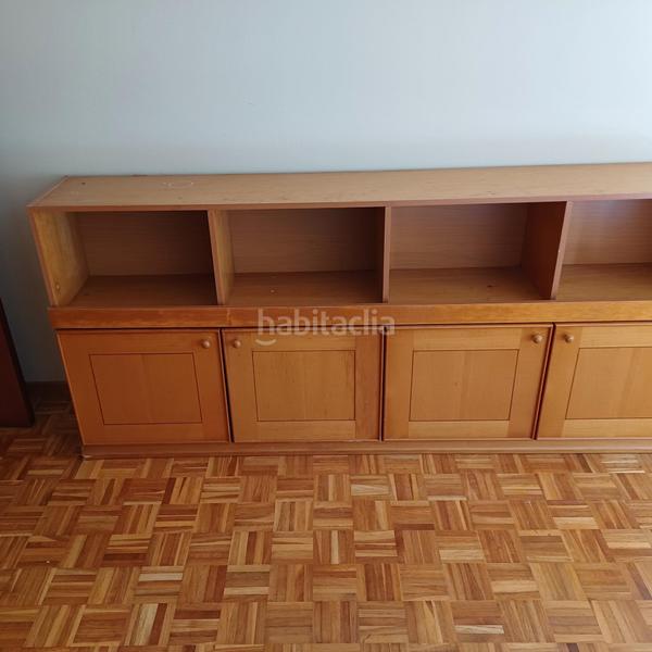 Foto 2cf9e6e6-998c-4266-887a-11f803aec378. Location appartement avec chauffage parking dans Campus Norte - San Caetano Santiago de Compostela