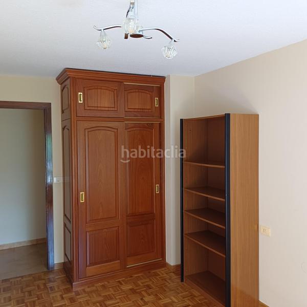 Foto a63ed12f-b22a-4419-8213-858b5921a40a. Location appartement avec chauffage parking dans Campus Norte - San Caetano Santiago de Compostela