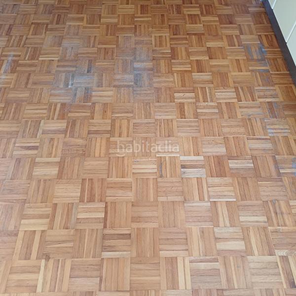 Foto ae0ea81b-fc32-4e4c-91c4-7f1294caebe7. Location appartement avec chauffage parking dans Campus Norte - San Caetano Santiago de Compostela