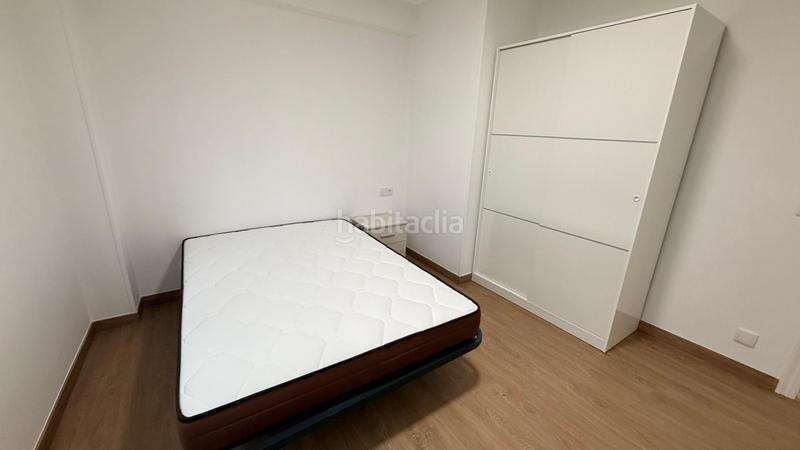 Foto 41d0eaa7-9f2a-46ca-967b-3153806b0038. Lloguer pis amb calefacció a Ensanche - Sar Santiago de Compostela