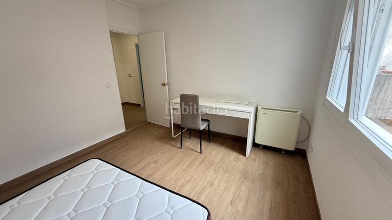 Foto 88fde1f0-b227-454e-9526-3a99b4390a2a. Lloguer pis amb calefacció a Ensanche - Sar Santiago de Compostela