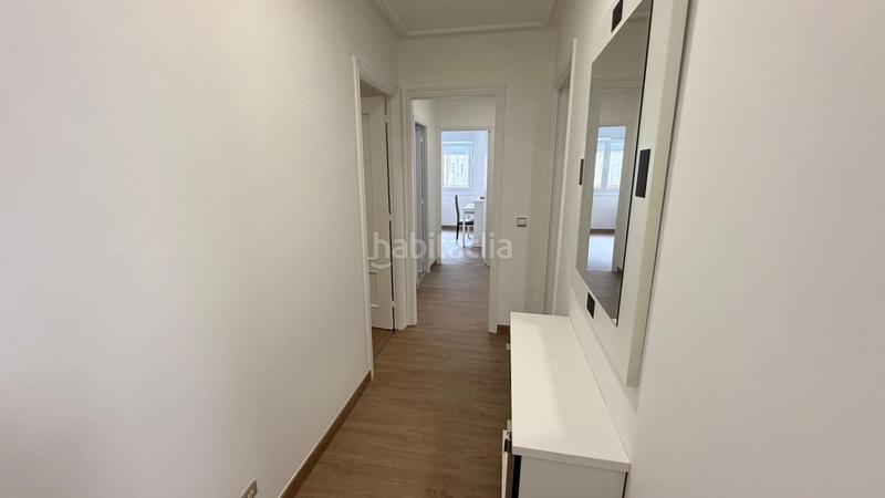 Foto d9ccb3c4-f708-4616-905c-42ec4e1d999b. Lloguer pis amb calefacció a Ensanche - Sar Santiago de Compostela