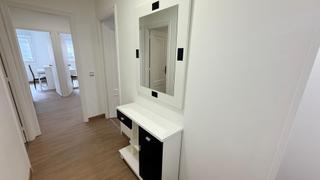 Miete Etagenwohnung in Ensanche - Sar. Piso centrico y luminoso de tres habitaciones