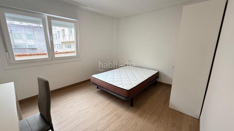 Foto 23af1106-97bc-422b-9e9c-2487135609d1. Rent flat with heating in Ensanche - Sar Santiago de Compostela
