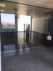 Lloguer Local Comercial a Comesaña - Matamá. Alquiler  local comercial