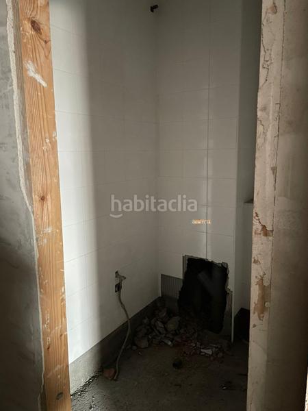 Foto 2faed0a6-668e-4bd8-b5e5-d4b9b81a166e. Rent business premise in As Travesas - Balaidos Vigo