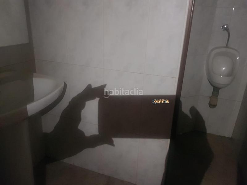 Foto 2f93fdcf-5c5e-444b-8d48-7471c01a2e6d. Location local commercial dans Camelias - Pi y Margall Vigo