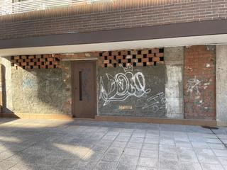 Lloguer Local Comercial a As Travesas - Balaidos. Local comercial
