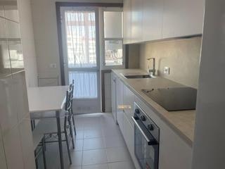 Location Appartement à As Travesas - Balaidos. Alquiler de piso con garaje