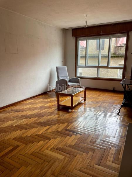 Foto 0a4108f6-3aac-452d-b305-e7cc78a78d03. Piso  de cuatro dormitorios con garaje en As Travesas - Balaidos Vigo