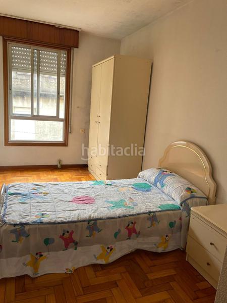 Foto 0d09e262-f2c6-46e2-a33e-ab3a4b91eeee. Piso  de cuatro dormitorios con garaje en As Travesas - Balaidos Vigo