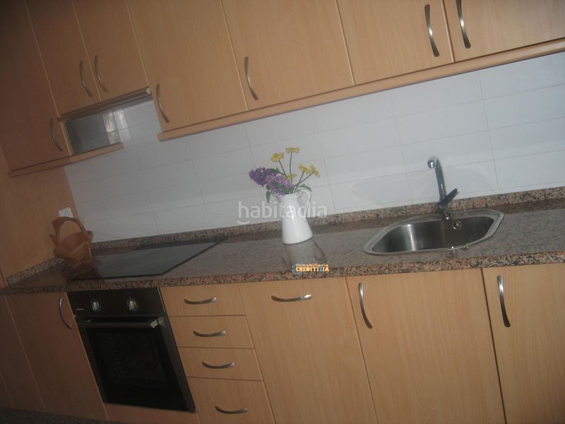 Foto f7a0e53a-054c-4944-8751-576621fe31a9. Pis amb calefacció aparcament a Baiona