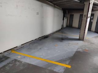 Aparcament cotxe  Alcalde lorenzo. Se venden plazas de garaje y trastero en alcalde lorenzo