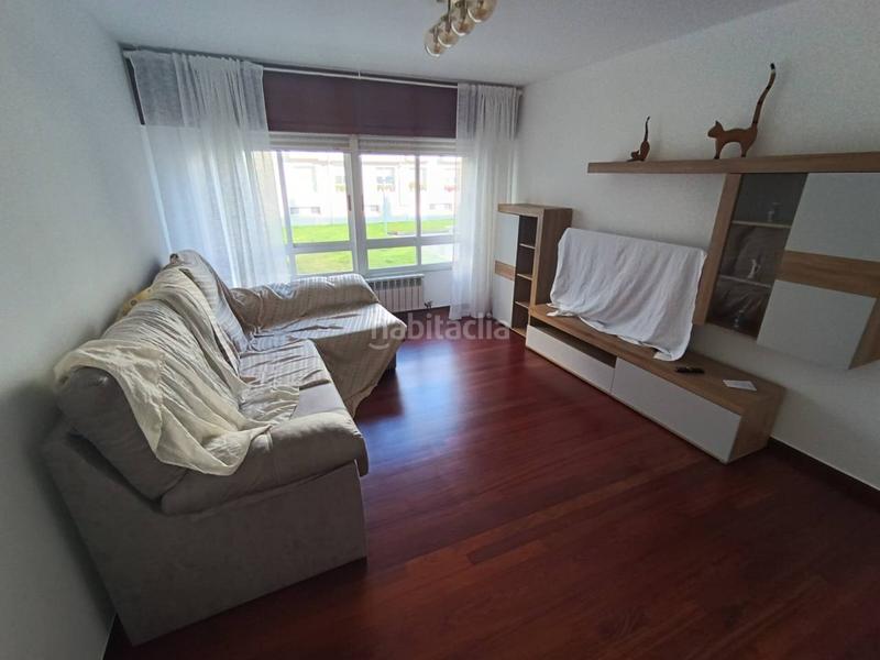 Foto cfac8aad-0446-4b0e-8c3c-352b18760ac1. Alquiler piso  en alquiler en milladoiro en O Milladoiro Ames
