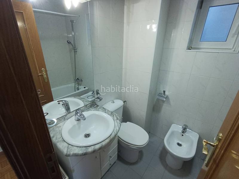 Foto b23b6f36-5590-4a1a-8b93-2f80aa5bd7c3. Location appartement avec chauffage parking dans Concheiros - Fontiñas Santiago de Compostela