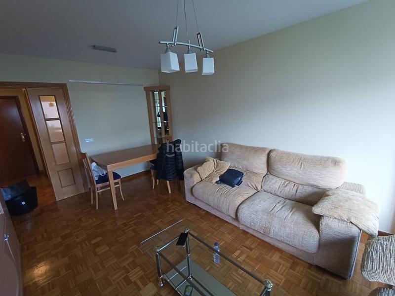 Foto 945e3d58-78e5-48d7-a99d-7a2ab44b26e6. Rent flat with heating parking in Concheiros - Fontiñas Santiago de Compostela