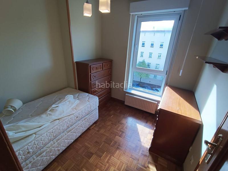 Foto f9e7b1ba-71b3-464b-b81d-966f34d95618. Rent flat with heating parking in Concheiros - Fontiñas Santiago de Compostela