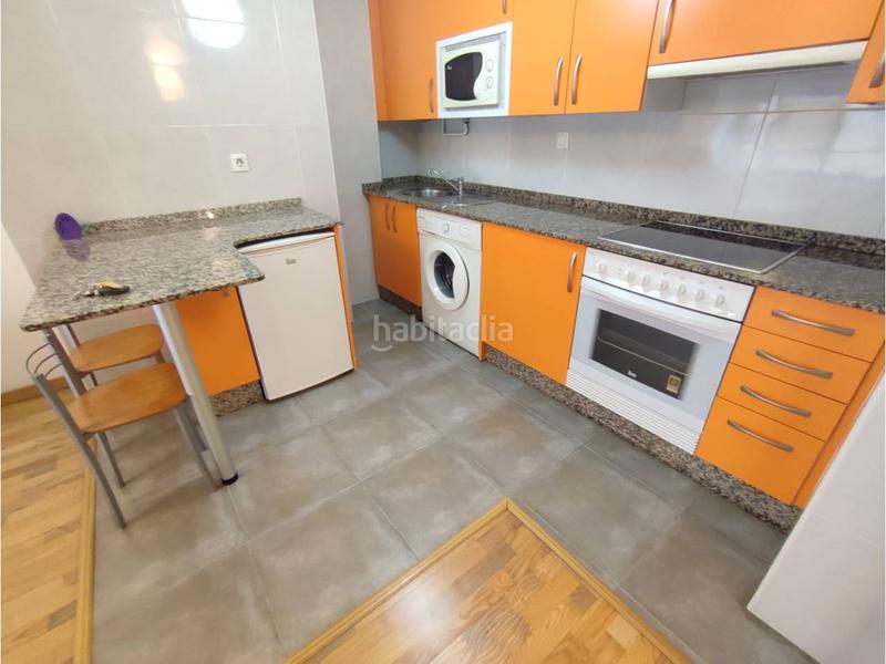 Foto aaa40bee-83ce-4077-817f-82ac6d153939. Pis amb calefacció aparcament a O Milladoiro Ames